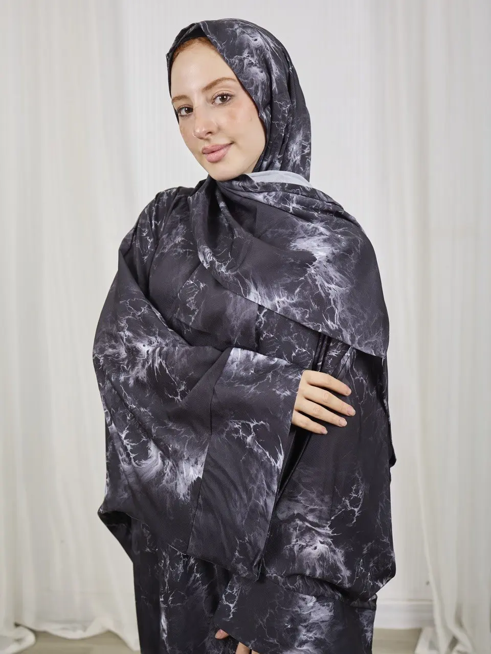 5796560946305109783 black marbile