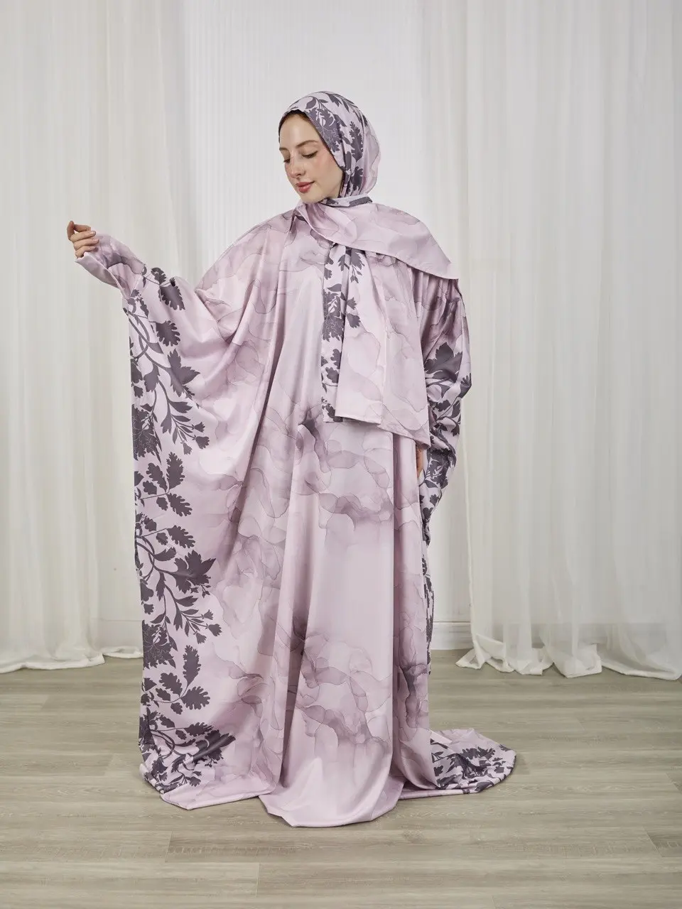 5796560946305109854 Dusty Pink Floral