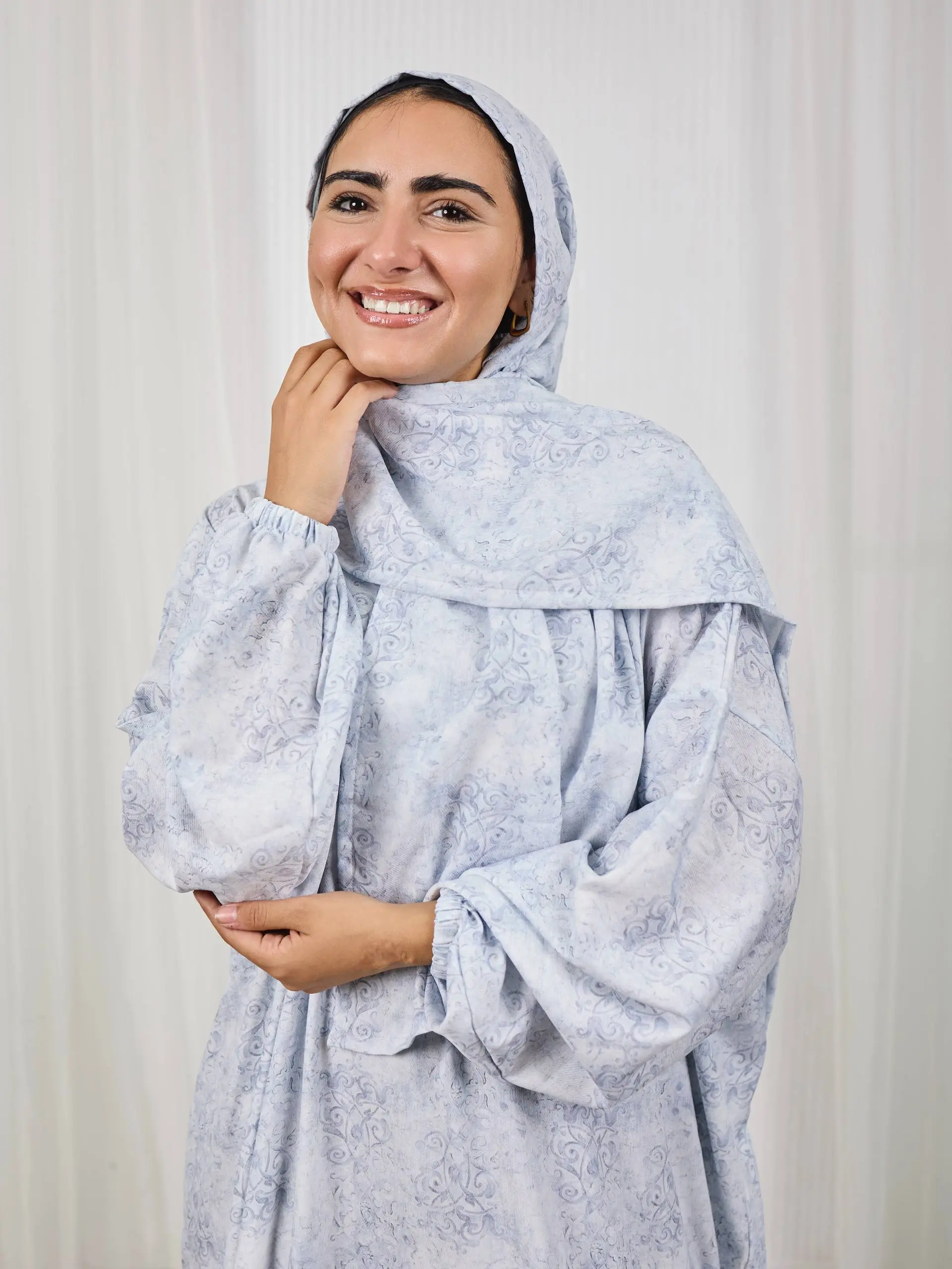 5796560946305109889 تلجي رخامي