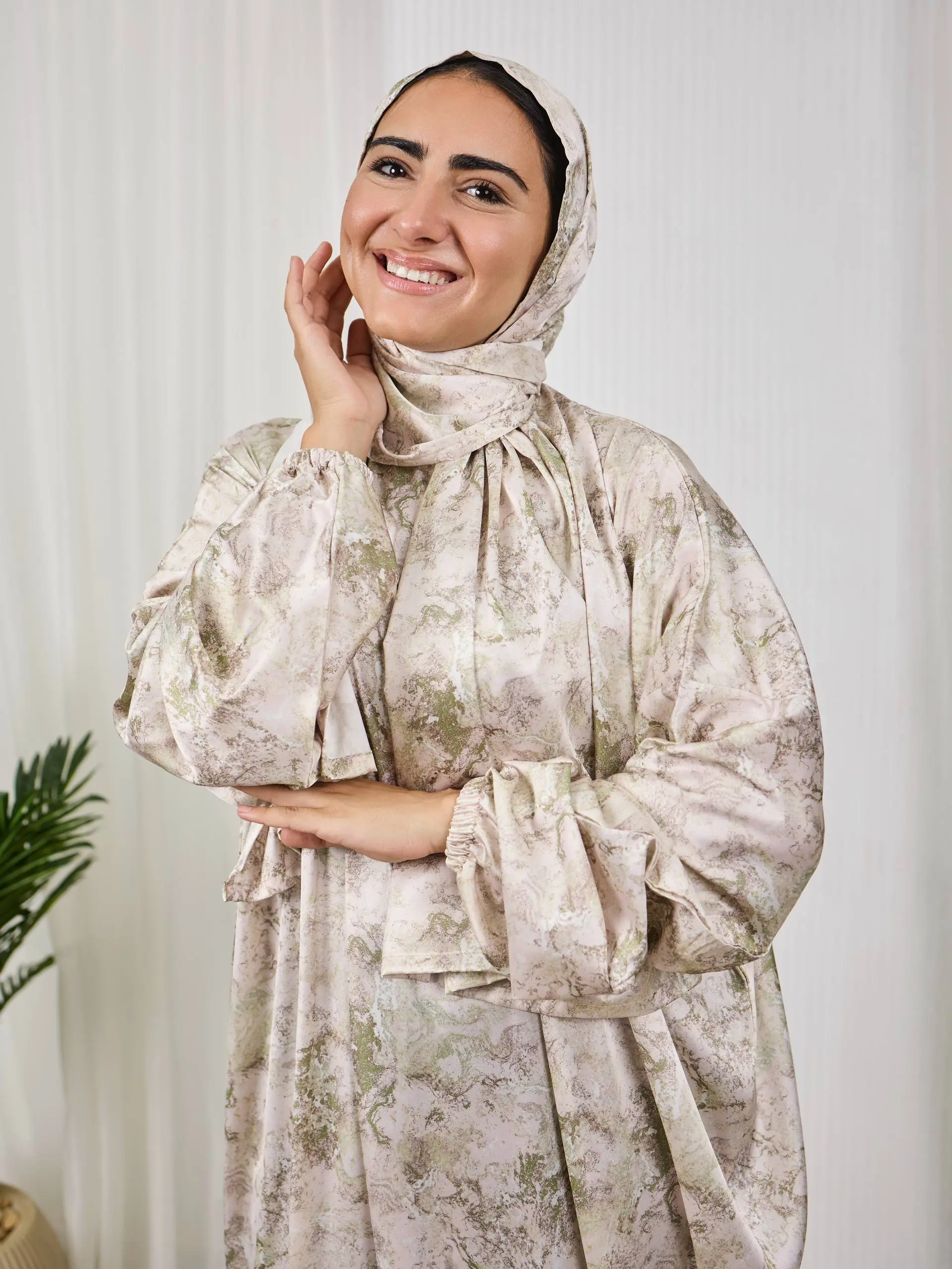 5800787602146266890 زيتي مائى