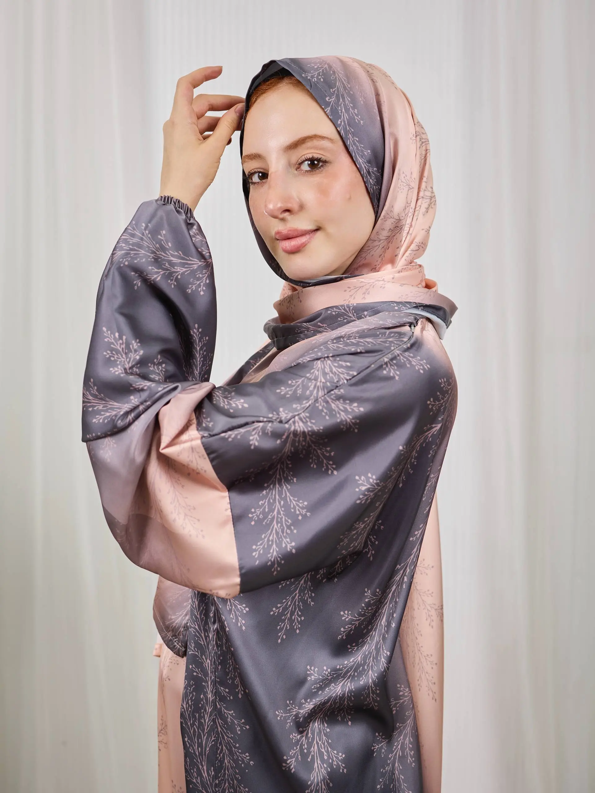 5800787602146266946 فحمي روز