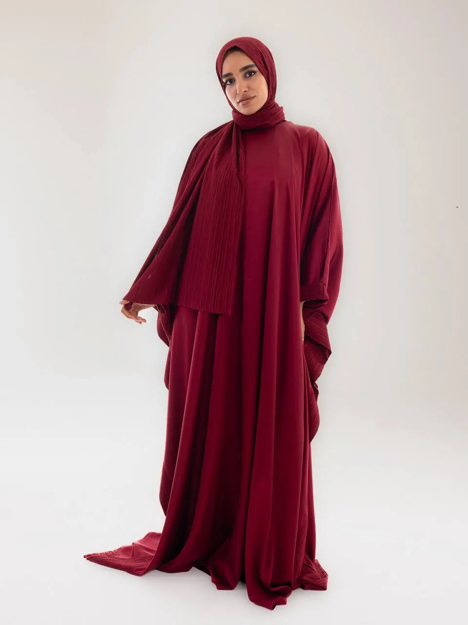 5823449795220148091 Burgandy