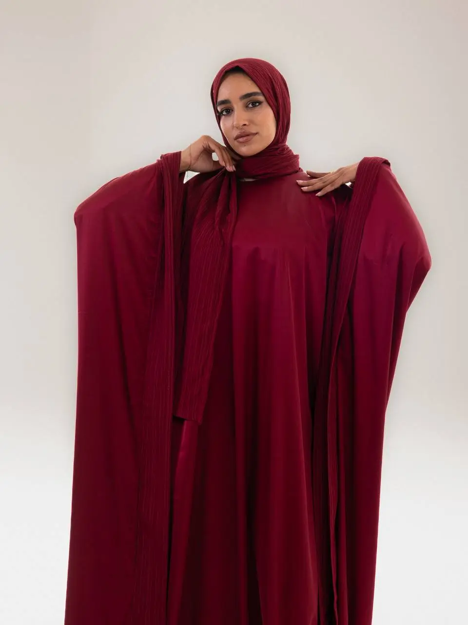5823449795220148092 Burgandy