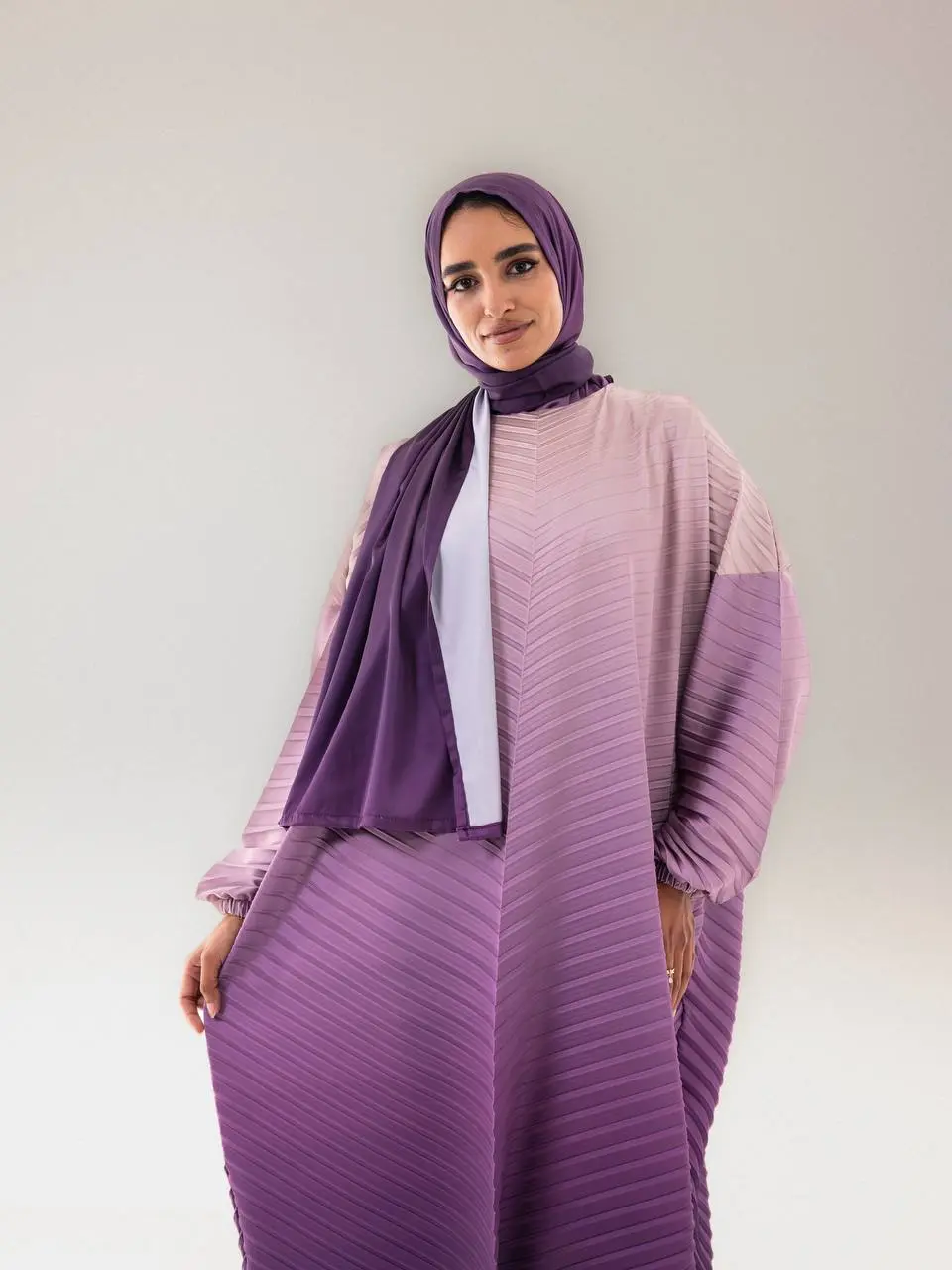 5823449795220148241 Mauve Gradient