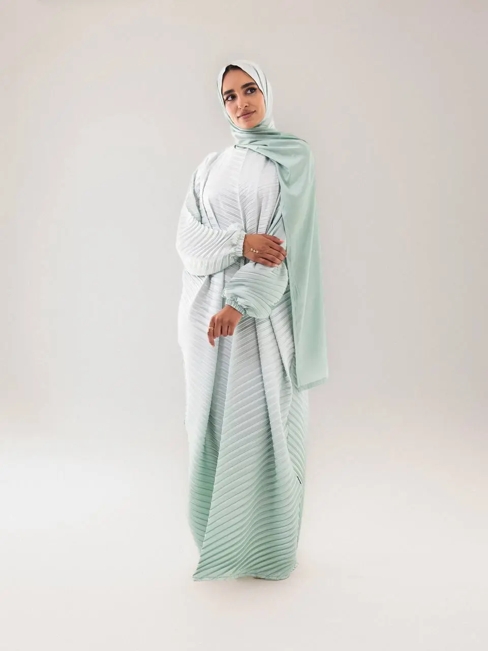 5823449795220148249 Mint Gradient